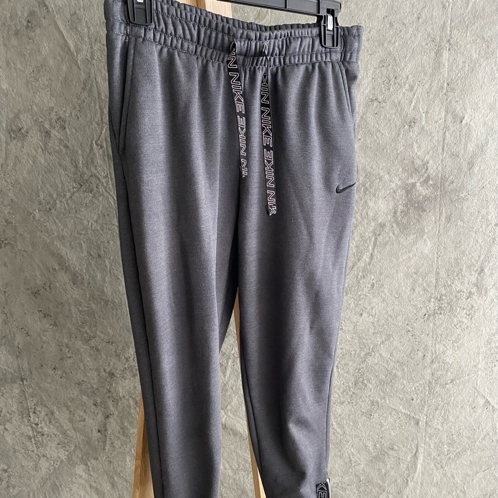 Nike Women's Therma Zip Pants - Small